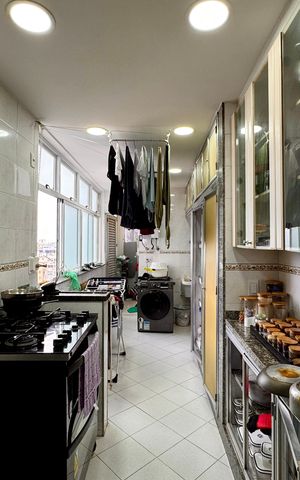 Apartamento à venda com 150m², 4 quartos e 3 vagas