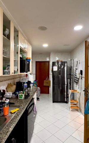 Apartamento à venda com 150m², 4 quartos e 3 vagas