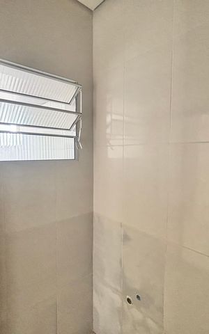 Apartamento à venda com 38m², 2 quartos e sem vaga Apartamento à venda com 38m², 2 quartos e sem vagaBanheiro