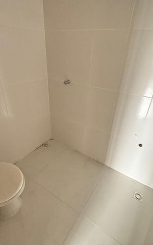 Apartamento à venda com 37m², 2 quartos e sem vaga Apartamento à venda com 37m², 2 quartos e sem vagaBanheiro