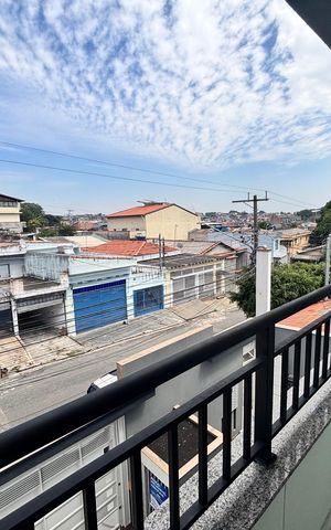 Apartamento à venda com 38m², 2 quartos e sem vaga Apartamento à venda com 38m², 2 quartos e sem vagaVaranda