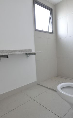 Apartamento à venda com 129m², 3 quartos e 2 vagasBanheiro da Suíte Master