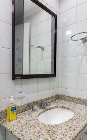 Apartamento à venda com 71m², 3 quartos e 2 vagasBanheiro 2