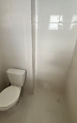 Apartamento à venda com 38m², 2 quartos e sem vagaBanheiro