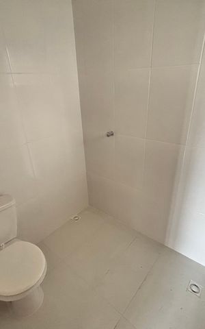 Apartamento à venda com 38m², 2 quartos e sem vaga Apartamento à venda com 38m², 2 quartos e sem vagaBanheiro