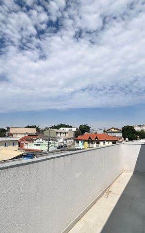 Apartamento à venda com 34m², 2 quartos e 1 vaga Apartamento à venda com 34m², 2 quartos e 1 vagaVaranda