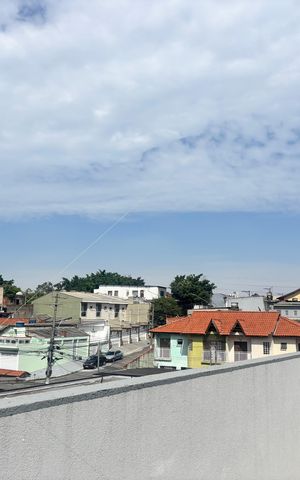 Apartamento à venda com 34m², 2 quartos e 1 vaga Apartamento à venda com 34m², 2 quartos e 1 vagaVaranda