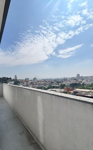 Apartamento à venda com 34m², 2 quartos e 1 vaga Apartamento à venda com 34m², 2 quartos e 1 vagaVaranda