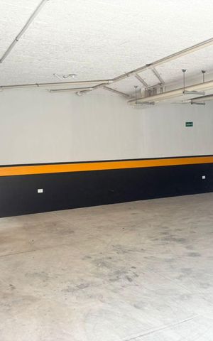 Apartamento à venda com 34m², 2 quartos e 1 vaga Apartamento à venda com 34m², 2 quartos e 1 vagaGaragem