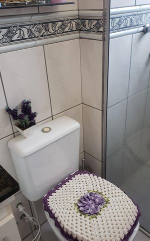 Apartamento à venda com 49m², 2 quartos e 1 vaga Apartamento à venda com 49m², 2 quartos e 1 vagaBanheiro
