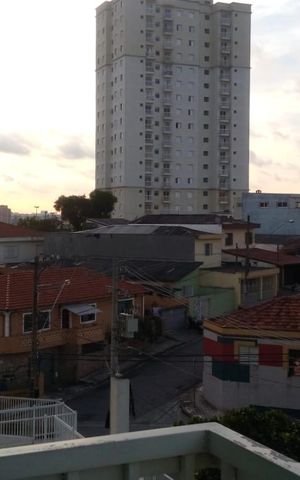 Apartamento à venda com 52m², 2 quartos e 1 vaga Apartamento à venda com 52m², 2 quartos e 1 vagaVaranda