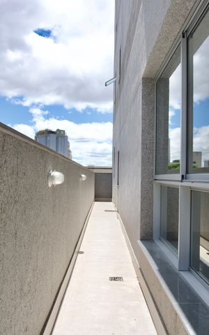 Apartamento à venda com 105m², 2 quartos e 2 vagas Apartamento à venda com 105m², 2 quartos e 2 vagasVaranda