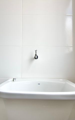 Apartamento à venda com 105m², 2 quartos e 2 vagas Apartamento à venda com 105m², 2 quartos e 2 vagasCozinha e Área de Serviço