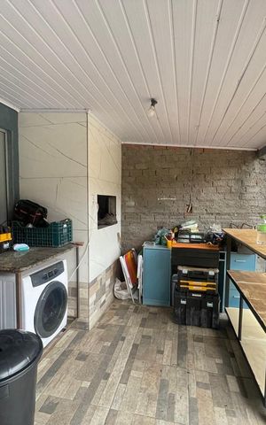 Casa à venda com 120m², 3 quartos e 2 vagas