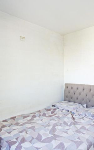 Casa à venda com 120m², 4 quartos e 2 vagas Casa à venda com 120m², 4 quartos e 2 vagasEdicula