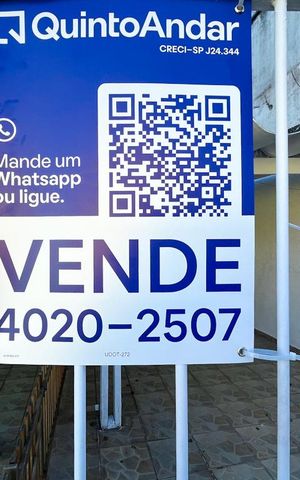 Casa à venda com 120m², 4 quartos e 2 vagas Casa à venda com 120m², 4 quartos e 2 vagasPlaca
