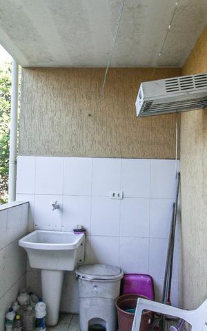 Casa à venda com 120m², 4 quartos e 2 vagas Casa à venda com 120m², 4 quartos e 2 vagasEdicula