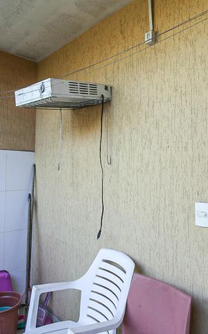 Casa à venda com 120m², 4 quartos e 2 vagas Casa à venda com 120m², 4 quartos e 2 vagasEdicula