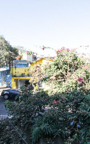 Casa à venda com 120m², 4 quartos e 2 vagas Casa à venda com 120m², 4 quartos e 2 vagasVista do quarto 3