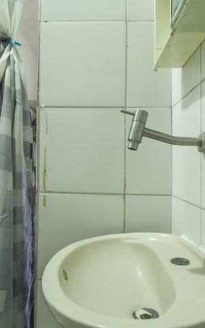 Casa à venda com 120m², 4 quartos e 2 vagas Casa à venda com 120m², 4 quartos e 2 vagasBanheiro de serviço