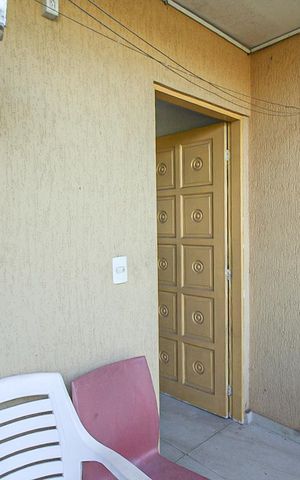 Casa à venda com 120m², 4 quartos e 2 vagas Casa à venda com 120m², 4 quartos e 2 vagasEdicula
