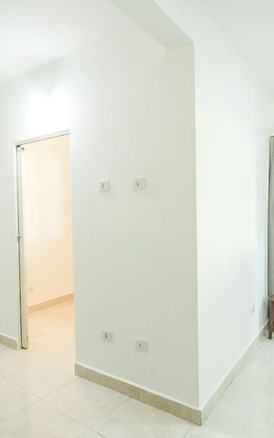 Casa à venda com 120m², 4 quartos e 2 vagas Casa à venda com 120m², 4 quartos e 2 vagasSala