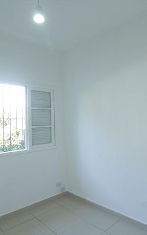 Casa à venda com 120m², 4 quartos e 2 vagas Casa à venda com 120m², 4 quartos e 2 vagasQuarto 3
