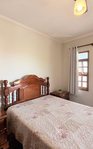 Casa à venda com 250m², 3 quartos e 2 vagasSuíte