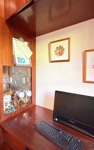 Casa à venda com 250m², 3 quartos e 2 vagasEscritorio