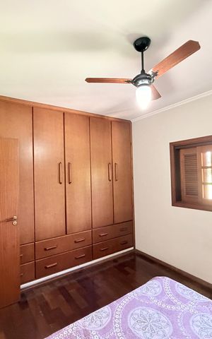 Casa à venda com 250m², 3 quartos e 2 vagasQuarto 2