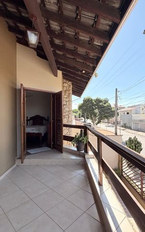Casa à venda com 250m², 3 quartos e 2 vagasVaranda da Suíte
