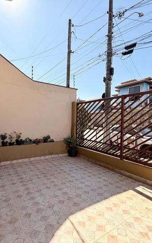 Casa à venda com 250m², 3 quartos e 2 vagasGaragem