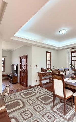 Casa à venda com 250m², 3 quartos e 2 vagasSala de Jantar