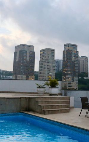 Apartamento à venda com 48m², 1 quarto e 1 vaga