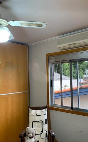 Casa à venda com 162m², 4 quartos e 2 vagas
