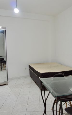 Studio para alugar com 45m², 1 quarto e sem vaga Studio para alugar com 45m², 1 quarto e sem vagaSala