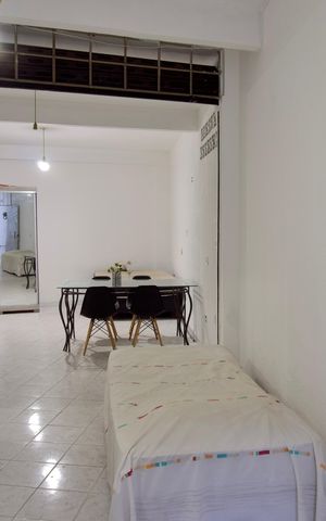 Studio para alugar com 45m², 1 quarto e sem vaga Studio para alugar com 45m², 1 quarto e sem vagaSala