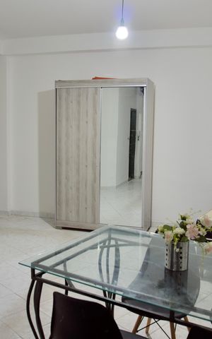 Studio para alugar com 45m², 1 quarto e sem vaga Studio para alugar com 45m², 1 quarto e sem vagaSala