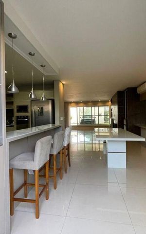 Casa de condomínio para alugar com 180m², 2 quartos e 2 vagas Casa de condomínio para alugar com 180m², 2 quartos e 2 vagasSala