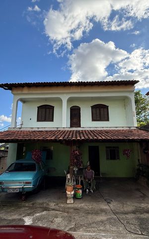 Casa à venda com 300m², 3 quartos e 6 vagas