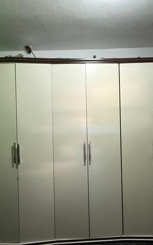 Casa à venda com 300m², 3 quartos e 6 vagas
