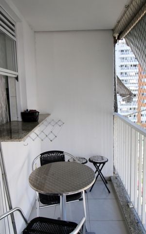 Apartamento à venda com 58m², 2 quartos e 1 vagaVaranda