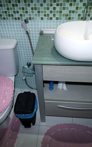 Apartamento à venda com 58m², 2 quartos e 1 vagaBanheiro Social