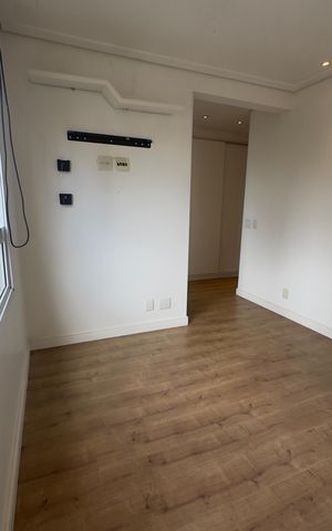 Apartamento à venda com 128m², 3 quartos e 2 vagas Apartamento à venda com 128m², 3 quartos e 2 vagasQuarto 1