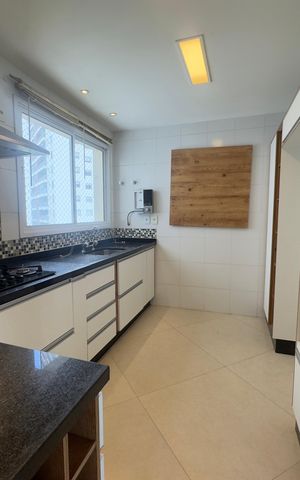 Apartamento à venda com 128m², 3 quartos e 2 vagas Apartamento à venda com 128m², 3 quartos e 2 vagasCozinha