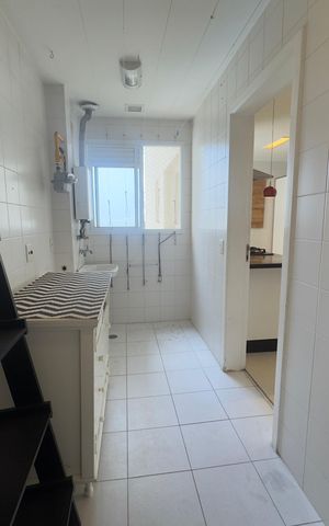 Apartamento à venda com 128m², 3 quartos e 2 vagas Apartamento à venda com 128m², 3 quartos e 2 vagasÁrea de Serviço