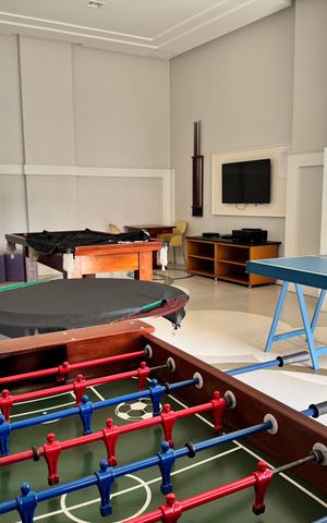 Apartamento à venda com 128m², 3 quartos e 2 vagas Apartamento à venda com 128m², 3 quartos e 2 vagasSalão de jogos