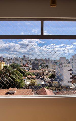 Apartamento para alugar com 200m², 4 quartos e 2 vagas Apartamento para alugar com 200m², 4 quartos e 2 vagasSala de Estar - Janela