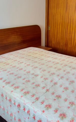 Apartamento para alugar com 200m², 4 quartos e 2 vagas Apartamento para alugar com 200m², 4 quartos e 2 vagasSuíte - Cama