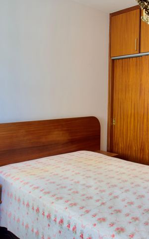 Apartamento para alugar com 200m², 4 quartos e 2 vagas Apartamento para alugar com 200m², 4 quartos e 2 vagasSuíte